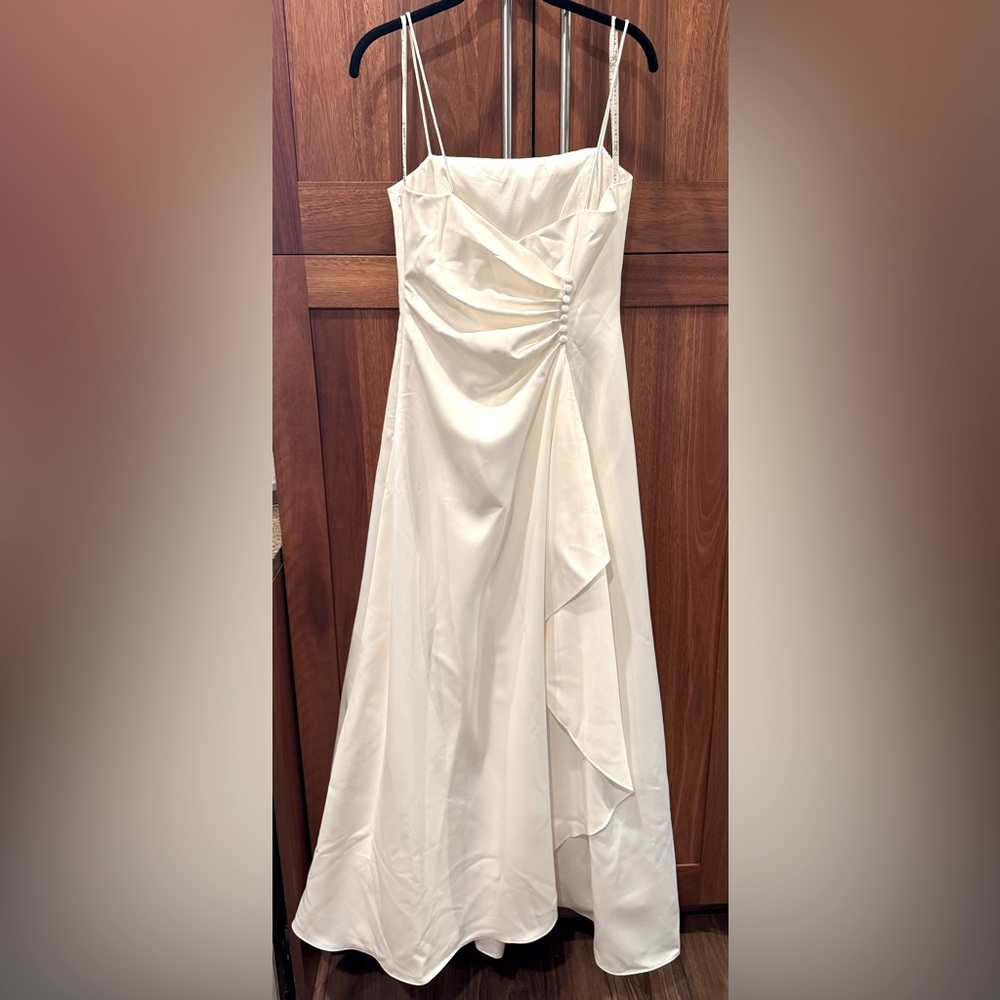 Formal Button Detail A-Line Floor Length Dress. Size 6, New, Satin, Elegant.